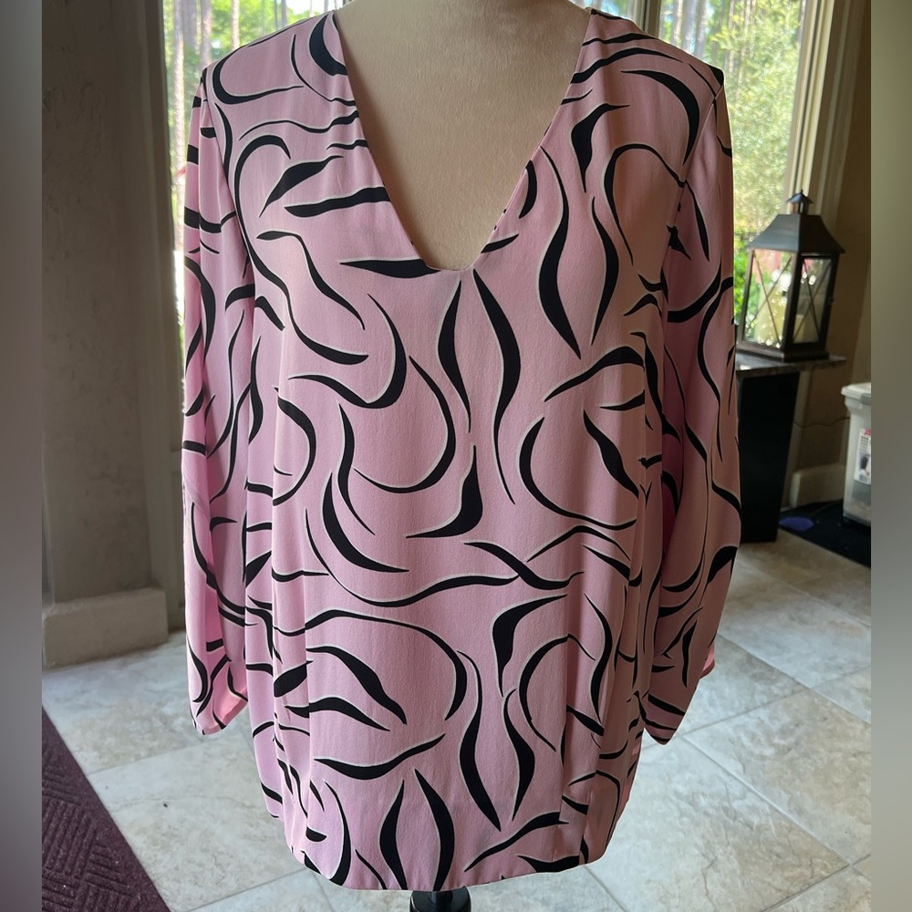 Diane von Furstenberg blouse, size 10.